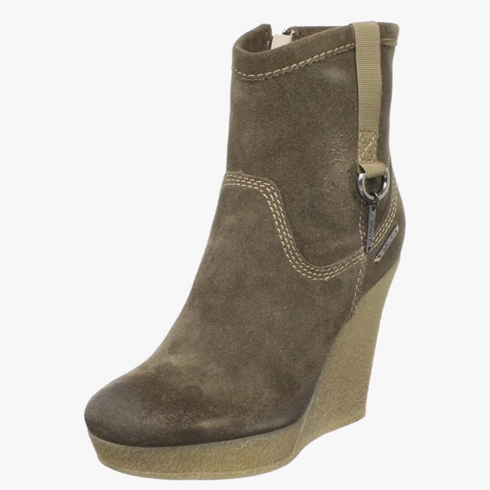 ✅Diesel Women's Unkle Jessy Ankle Boot in size 38